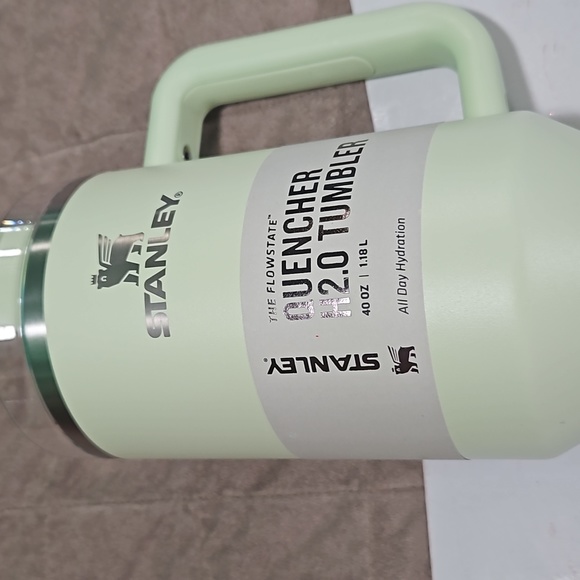 Stanley 40 oz Stainless steel H2.0 Flows tates Quencher Tumbler Rare Mint Color - Picture 6 of 9